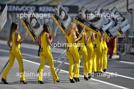 pit lane, grid girls,  23.04.2016. FIA F3 European Championship 2016, Round 2, Race 2, Hungaroring, Hungary