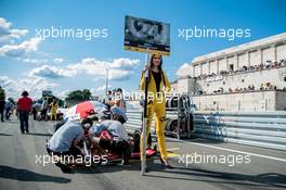 grid girl, Ben Barnicoat (GBR) HitechGP Dallara F312 - Mercedes-Benz,  25.06.2016. FIA F3 European Championship 2016, Round 5, Race 2, Norisring, Germany