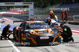 #15 Phoenix Racing, Audi R8 LMS: Markus Pommer, Markus Winkelhock. 22.-24.07.2016, ADAC GT-Masters, Round 4, Spielberg, Austria.