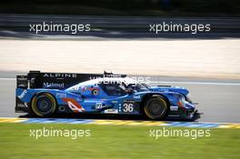 #36 Signatech Alpine A460: Gustavo Menezes, Nicolas Lapierre, Stéphane Richelmi. 15.06.2015. Le Mans 24 Hour, Le Mans, France.