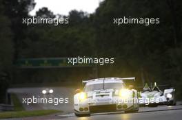 #92 Porsche Motorsport Porsche 911 RSR: Earl Bamber, Frédéric Makowiecki, Jörg Bergmeister. 16.06.2015. Le Mans 24 Hour, Le Mans, France.