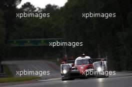 #6 Toyota Racing Toyota TS050 Hybrid: Stéphane Sarrazin, Mike Conway, Kamui Kobayashi 16.06.2015. Le Mans 24 Hour, Le Mans, France.