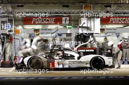 #1 Porsche Team Porsche 919 Hybrid: Timo Bernhard, Mark Webber, Brendon Hartley. 15.06.2015. Le Mans 24 Hour, Le Mans, France.