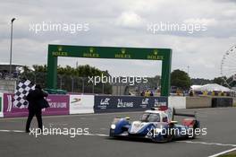 Checkered flag for #37 SMP Racing BR01 Nissan: Vitaly Petrov, Viktor Shaytar, Kirill Ladygin. 19.06.2015. Le Mans 24 Hour, Race, Le Mans, France.