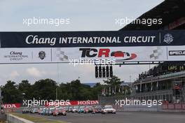 Race 2, Start of the race 28.08.2016. TCR International Series, Rd 8, Buriram, Thailand, Sunday.