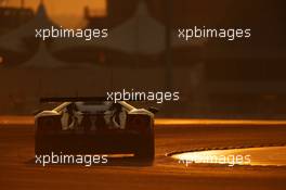Low light action. 19.11.2016. FIA World Endurance Championship, Round 9, Six Hours of Bahrain, Sakhir, Bahrain, Saturday