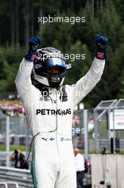 Race winner Valtteri Bottas (FIN) Mercedes AMG F1 celebrates in parc ferme. 09.07.2017. Formula 1 World Championship, Rd 9, Austrian Grand Prix, Spielberg, Austria, Race Day.