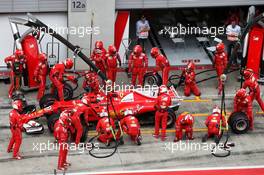 Kimi Raikkonen (FIN) Ferrari SF70H makes a pit stop. 09.07.2017. Formula 1 World Championship, Rd 9, Austrian Grand Prix, Spielberg, Austria, Race Day.