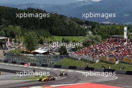 Nico Hulkenberg (GER) Renault Sport F1 Team RS17. 09.07.2017. Formula 1 World Championship, Rd 9, Austrian Grand Prix, Spielberg, Austria, Race Day.