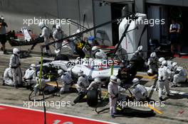 Lance Stroll (CDN) Williams FW40 makes a pit stop. 09.07.2017. Formula 1 World Championship, Rd 9, Austrian Grand Prix, Spielberg, Austria, Race Day.