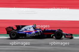 Carlos Sainz Jr (ESP) Scuderia Toro Rosso STR12. 08.07.2017. Formula 1 World Championship, Rd 9, Austrian Grand Prix, Spielberg, Austria, Qualifying Day.