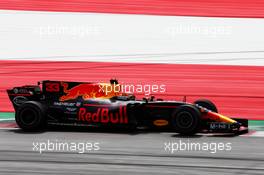 Max Verstappen (NLD) Red Bull Racing RB13. 08.07.2017. Formula 1 World Championship, Rd 9, Austrian Grand Prix, Spielberg, Austria, Qualifying Day.