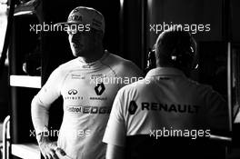 Nico Hulkenberg (GER) Renault Sport F1 Team with Mark Slade (GBR) Renault Sport F1 Team Race Engineer. 23.06.2017. Formula 1 World Championship, Rd 8, Azerbaijan Grand Prix, Baku Street Circuit, Azerbaijan, Practice Day.