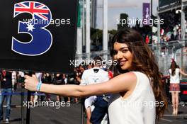 Grid girl for Daniel Ricciardo (AUS) Red Bull Racing. 25.06.2017. Formula 1 World Championship, Rd 8, Azerbaijan Grand Prix, Baku Street Circuit, Azerbaijan, Race Day.