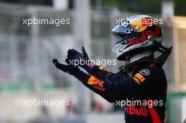 Daniel Ricciardo (AUS) Red Bull Racing RB13. 25.06.2017. Formula 1 World Championship, Rd 8, Azerbaijan Grand Prix, Baku Street Circuit, Azerbaijan, Race Day.