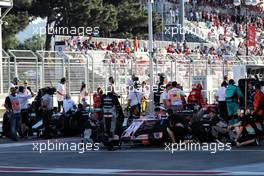 Sergio Perez (MEX) Sahara Force India F1 VJM10 at the end of the pit lane before the race restart. 25.06.2017. Formula 1 World Championship, Rd 8, Azerbaijan Grand Prix, Baku Street Circuit, Azerbaijan, Race Day.