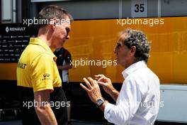 (L to R): Alan Permane (GBR) Renault Sport F1 Team Trackside Operations Director with Alain Prost (FRA) Renault Sport F1 Team Special Advisor. 25.06.2017. Formula 1 World Championship, Rd 8, Azerbaijan Grand Prix, Baku Street Circuit, Azerbaijan, Race Day.
