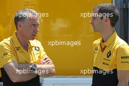 Bob Bell (GBR), Renault F1 Team and Remi Taffin (FRA) Renault Sport F1 Engine Technical Director   25.06.2017. Formula 1 World Championship, Rd 8, Azerbaijan Grand Prix, Baku Street Circuit, Azerbaijan, Race Day.