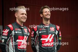 (L to R): Kevin Magnussen (DEN) Haas F1 Team with Romain Grosjean (FRA) Haas F1 Team. 27.02.2017. Formula One Testing, Day One, Barcelona, Spain. Monday.