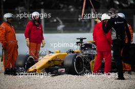 Jolyon Palmer (GBR) Renault Sport F1 Team RS17 in the gravel trap. 01.03.2017. Formula One Testing, Day Three, Barcelona, Spain. Wednesday.