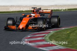 Stoffel Vandoorne (BEL) McLaren MCL32. 09.03.2017. Formula One Testing, Day Three, Barcelona, Spain. Thursday.