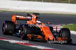 Stoffel Vandoorne (BEL) McLaren MCL32. 07.03.2017. Formula One Testing, Day One, Barcelona, Spain. Tuesday.