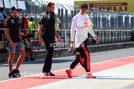 Pierre Gasly (FRA) Red Bull Racing Test Driver (Left) and Max Verstappen (NLD) Red Bull Racing (Right). 01.08.2017. Formula 1 Testing, Budapest, Hungary.