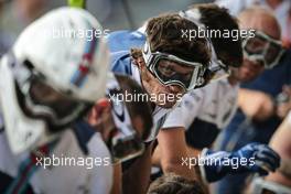 Guy Martin (GBR) Motorcycle Racer and TV Personality practices a pit stop with the Williams team. 25.08.2017. Formula 1 World Championship, Rd 12, Belgian Grand Prix, Spa Francorchamps, Belgium, Practice Day.