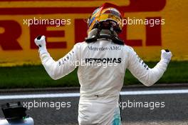 Lewis Hamilton (GBR) Mercedes AMG F1 celebrates his pole position in qualifying parc ferme. 26.08.2017. Formula 1 World Championship, Rd 12, Belgian Grand Prix, Spa Francorchamps, Belgium, Qualifying Day.