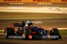 Carlos Sainz Jr (ESP) Scuderia Toro Rosso STR12. 14.04.2017. Formula 1 World Championship, Rd 3, Bahrain Grand Prix, Sakhir, Bahrain, Practice Day