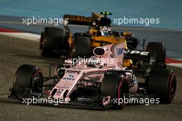 Sergio Perez (MEX) Sahara Force India F1 VJM10. 16.04.2017. Formula 1 World Championship, Rd 3, Bahrain Grand Prix, Sakhir, Bahrain, Race Day.