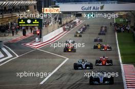Valtteri Bottas (FIN) Mercedes AMG F1 W08 leads on the formation lap. 16.04.2017. Formula 1 World Championship, Rd 3, Bahrain Grand Prix, Sakhir, Bahrain, Race Day.