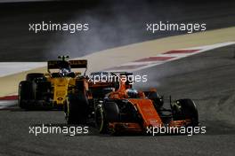 Fernando Alonso (ESP) McLaren MCL32. 16.04.2017. Formula 1 World Championship, Rd 3, Bahrain Grand Prix, Sakhir, Bahrain, Race Day.