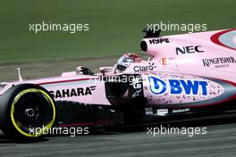 Sergio Perez (MEX) Sahara Force India F1   16.04.2017. Formula 1 World Championship, Rd 3, Bahrain Grand Prix, Sakhir, Bahrain, Race Day.