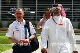 Paddy Lowe (GBR) Williams Chief Technical Officer. 15.04.2017. Formula 1 World Championship, Rd 3, Bahrain Grand Prix, Sakhir, Bahrain, Qualifying Day.