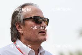 Mansour Ojjeh, McLaren shareholder. 15.04.2017. Formula 1 World Championship, Rd 3, Bahrain Grand Prix, Sakhir, Bahrain, Qualifying Day.