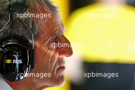 Alain Prost (FRA) 15.04.2017. Formula 1 World Championship, Rd 3, Bahrain Grand Prix, Sakhir, Bahrain, Qualifying Day.