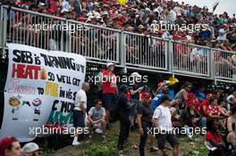 Fans in the grandstand and an amusing banner. 11.06.2017. Formula 1 World Championship, Rd 7, Canadian Grand Prix, Montreal, Canada, Race Day.