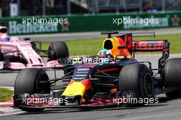 Daniel Ricciardo (AUS) Red Bull Racing RB13. 11.06.2017. Formula 1 World Championship, Rd 7, Canadian Grand Prix, Montreal, Canada, Race Day.