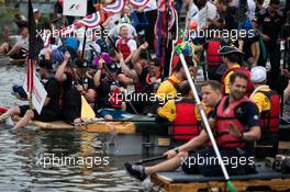 The teams line up at the start of the Formula One Raft Race. 10.06.2017. Formula 1 World Championship, Rd 7, Canadian Grand Prix, Montreal, Canada, Qualifying Day.