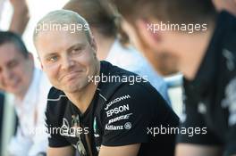 Valtteri Bottas (FIN) Mercedes AMG F1 with the team in the pits. 08.06.2017. Formula 1 World Championship, Rd 7, Canadian Grand Prix, Montreal, Canada, Preparation Day.