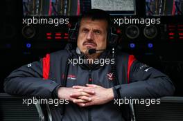 Guenther Steiner (ITA) Haas F1 Team Prinicipal. 07.04.2017. Formula 1 World Championship, Rd 2, Chinese Grand Prix, Shanghai, China, Practice Day.