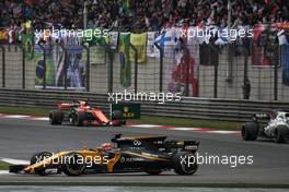 Nico Hulkenberg (GER) Renault Sport F1 Team RS17. 09.04.2017. Formula 1 World Championship, Rd 2, Chinese Grand Prix, Shanghai, China, Race Day.