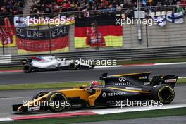 Nico Hulkenberg (GER) Renault Sport F1 Team RS17. 09.04.2017. Formula 1 World Championship, Rd 2, Chinese Grand Prix, Shanghai, China, Race Day.