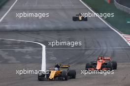 Jolyon Palmer (GBR) Renault Sport F1 Team RS17. 09.04.2017. Formula 1 World Championship, Rd 2, Chinese Grand Prix, Shanghai, China, Race Day.