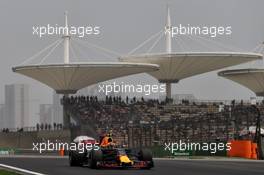 Max Verstappen (NLD) Red Bull Racing RB13. 08.04.2017. Formula 1 World Championship, Rd 2, Chinese Grand Prix, Shanghai, China, Qualifying Day.