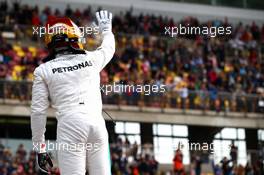 Pole for Lewis Hamilton (GBR) Mercedes AMG F1. 08.04.2017. Formula 1 World Championship, Rd 2, Chinese Grand Prix, Shanghai, China, Qualifying Day.