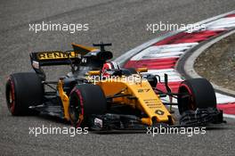 Nico Hulkenberg (GER) Renault Sport F1 Team RS17. 08.04.2017. Formula 1 World Championship, Rd 2, Chinese Grand Prix, Shanghai, China, Qualifying Day.