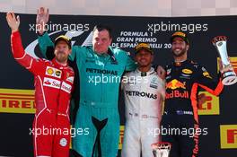 1st place Lewis Hamilton (GBR) Mercedes AMG F1 W08, 2nd place Sebastian Vettel (GER) Ferrari SF70H and 3rd place Daniel Ricciardo (AUS) Red Bull Racing RB13. 14.05.2017. Formula 1 World Championship, Rd 5, Spanish Grand Prix, Barcelona, Spain, Race Day.