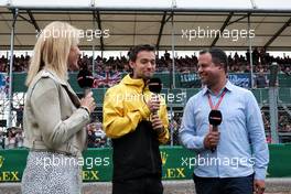 (L to R): Rachel Brookes (GBR) Sky Sports F1 Reporter with Jolyon Palmer (GBR) Renault Sport F1 Team and Ted Kravitz (GBR) Sky Sports Pitlane Reporter. 13.07.2017. Formula 1 World Championship, Rd 10, British Grand Prix, Silverstone, England, Preparation Day.